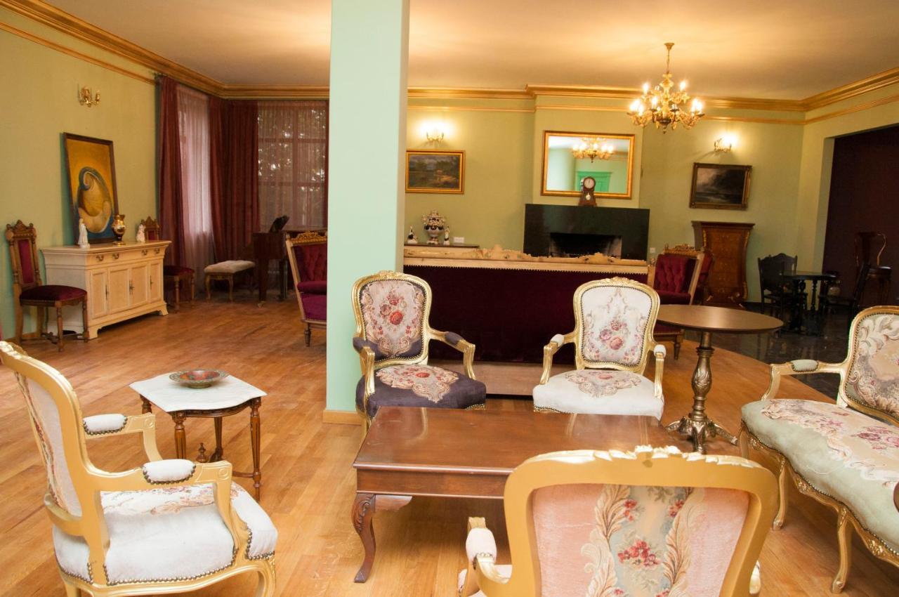 X Hotel Yerevan Luaran gambar