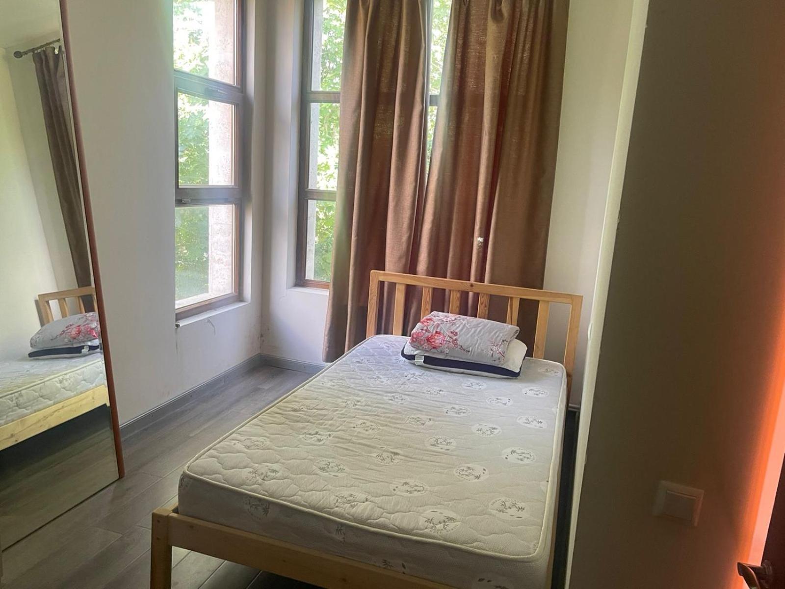 X Hotel Yerevan Luaran gambar