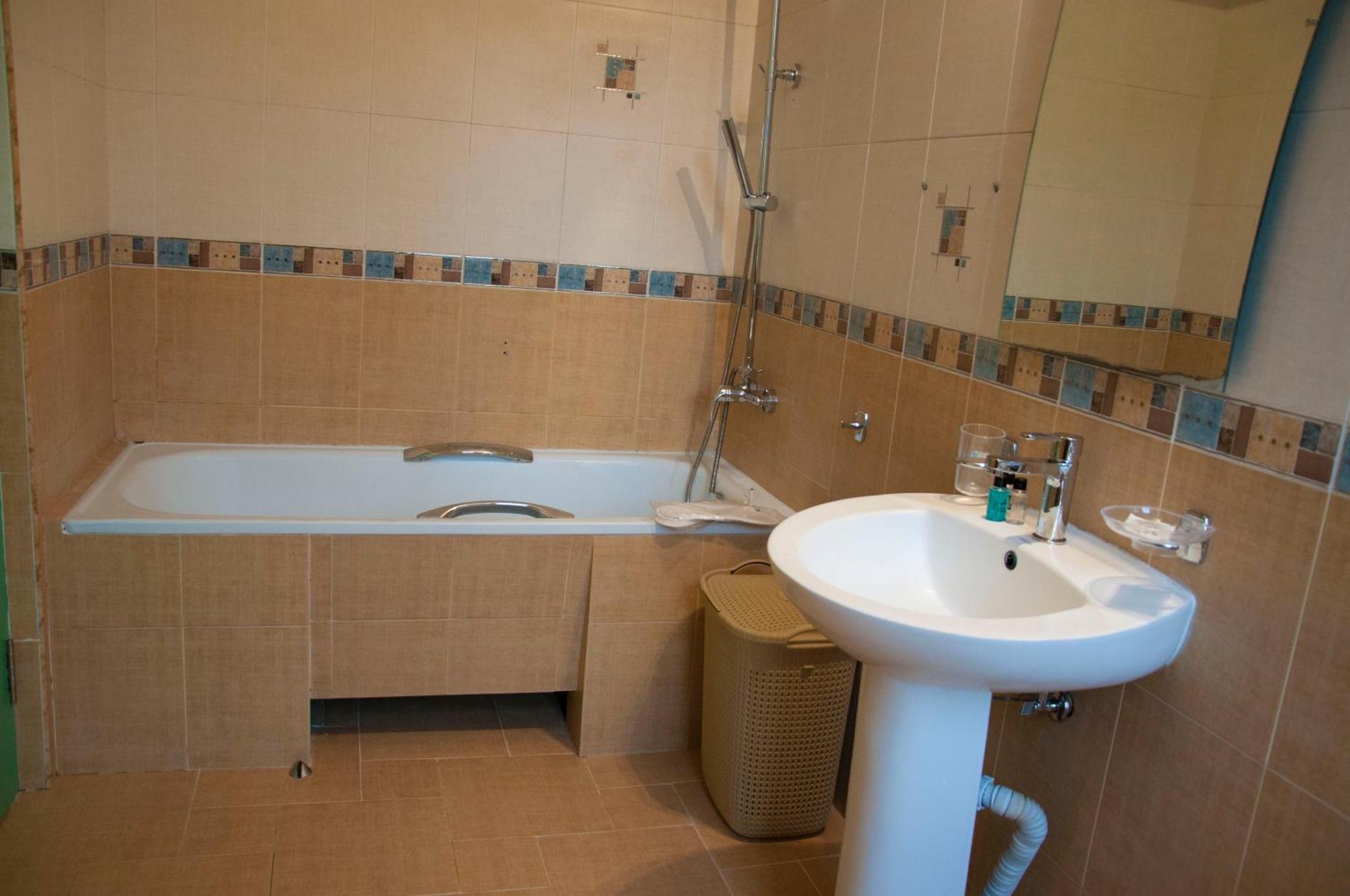 X Hotel Yerevan Bilik gambar